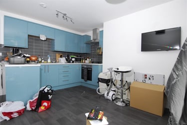 1 bed flat, 1 Quaker Lane, Peverell, Plymouth, PL34FA - Image 2